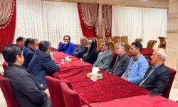 نشست هم‌اندیشی جمعی از سینماگران خراسان رضوی با رئیس سازمان بسیج هنرمندان
