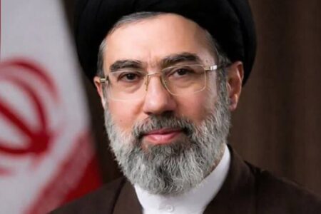 رهبر جدید انقلاب اسلامی توسط مجلس خبرگان رهبری تعیین و معرفی شد
