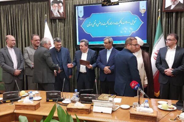 صدور و تحویل ۵۲۰ سند تک‌برگ برای واحدهای تولیدی شهرکهای صنعتی خراسان رضوی